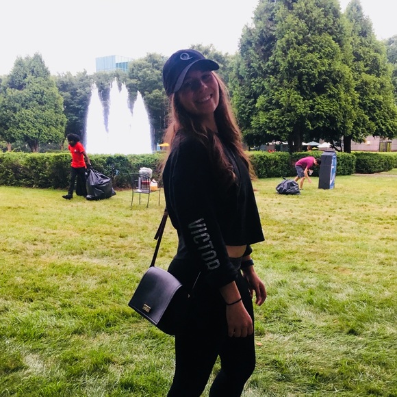 Two Piece Set - Picture 6 of 8